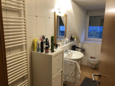 Stilvolle, gepflegte 5-Raum-Maisonette-Wohnung mit Einbauküche in Oberasbach