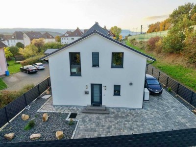 Neuwertiges Einfamilienhaus aus 2021, EH55 Standard
