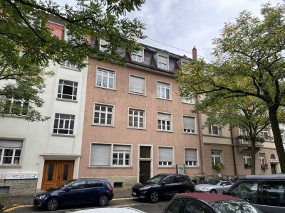 Erstbezug: Ansprechende 2-Zimmer-DG-Wohnung in der Hirschstraße