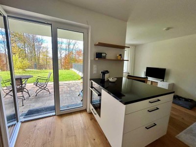 2,5-Zimmer-Neubauwohnung mit Garten & Tiefgarage – möbliert, Erstbezug, Nähe Roche