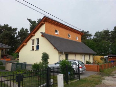 Schöne Dachgeschosswohnung nahe Berlin