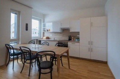 Stilvolle 2-Zimmer-Wohnung mit Tiefgaragenstellplatz nahe der Klagenfurter Innenstadt