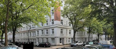 Charmante, helle kernsanierte Altbauwohnung im Herzen von Winterhude