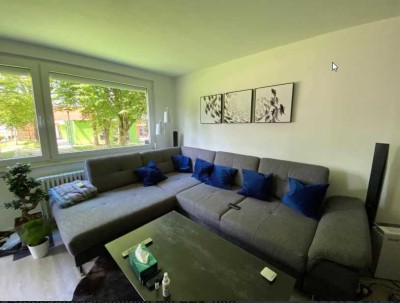 Helle 3 Zimmer Erdgeschosswohnung mit EBK und weiteren Extras