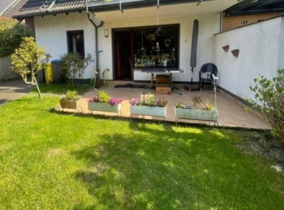 ... wie im eigenen Haus mit Terrasse, Garten und Garage