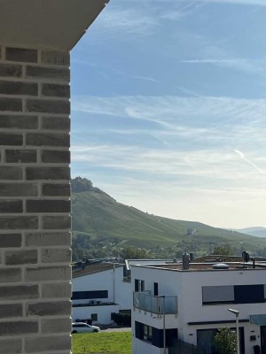 Kurzfristig bezugsfertig! 3-Zimmer-Wohnung im 2. Obergeschoss mit Loggia