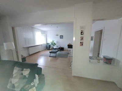 Schön geschnittene 3-Zimmer-Wohnung mit Balkon in Mannheim