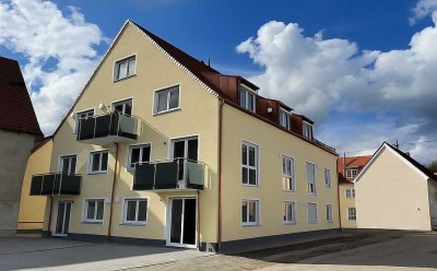 Neuwertige 2 ZKB Wohnung im Zentrum von Rain