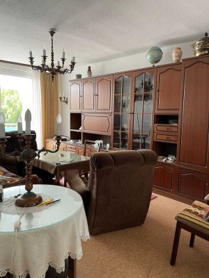 Ansprechende 3-Zimmer-Wohnung mit Einbauküche und Balkon, auf Wunsch möbliert, zentral in Gommern