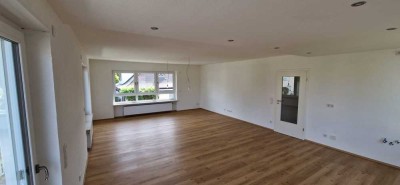 Vollständig renovierte 3,5-Zimmer-Wohnung mit Balkon in Reichertshofen