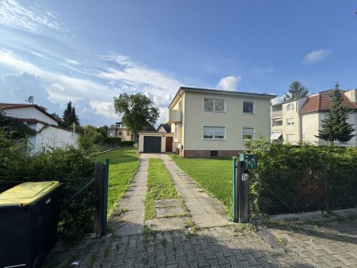 Gewerbeobjekt in Berlin-Lichtenrade – EFH mit Garten & Stellplätzen