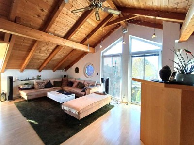 Tolle Lage! 2-Zi-DG-Wohnung - naturnah