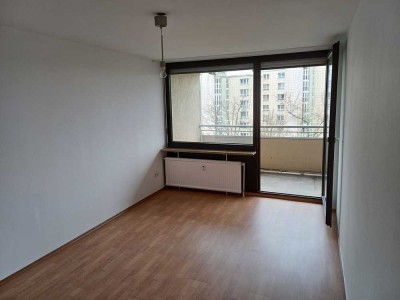 Frisch renovierte 3-Zimmerwohnung mit neuer Einbauküche