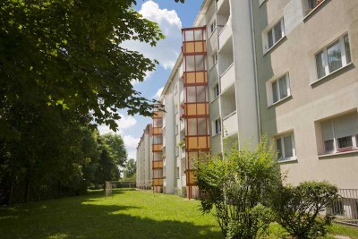 Wir renovieren für Sie Ihr neues Zuhause, Balkonwohnung mit Ausblick