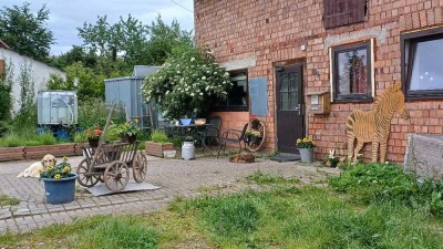 Ländliches Haus mit Potenzial für Familien und großem Garten
