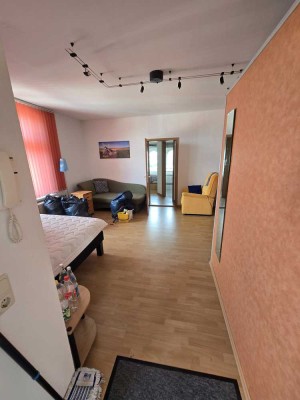 Charmantes 1-Zimmer-Apartment im 2. OG am Hafen