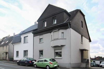 Gepflegtes Mehrfamilienhaus mit 4 Einheiten in Leverkusen-Quettingen
