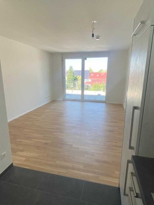 Erstbezug, Stadtmitte, seniorengerecht - 2 Zimmer, 58qm inkl.EBK und Tiefgaragenstellplatz