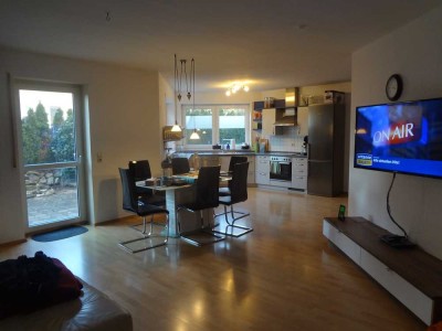 NÄHE LAUPHEIM! Gemütliche 2,5 Zimmer ELW-Wohnung mit Terrasse, EBK & Außenstellplatz zu vermieten!