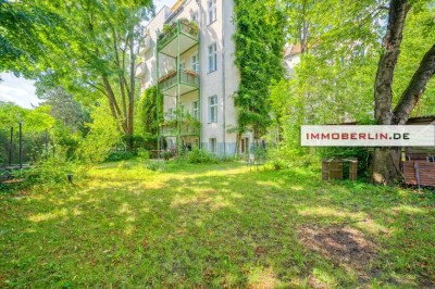 IMMOBERLIN.DE - Exquisite Stuck-Altbauwohnung mit Südbalkon nahe Schlosspark