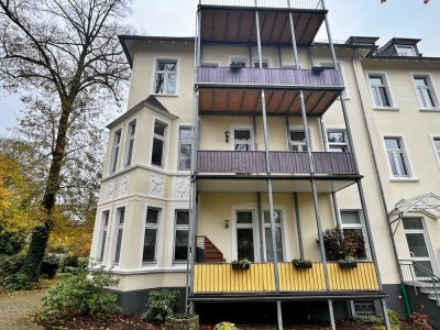 Elegante 2- Zimmer- Wohnung mit großen Balkon in historischer Atmosphäre und fußläufig zur Altstadt