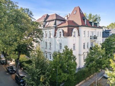Repräsentative Altbau-Residenz im Herzen Hietzings - mit 2 Balkonen und Gartennutzung