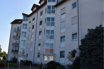 Schöne 3-Zimmer Wohnung mit Balkon und Tiefgaragenstellplatz in Frankenthal (Pfalz) zu vermieten.