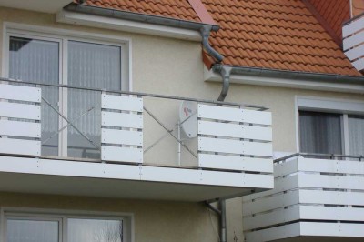 Preiswerte, gepflegte 2-Raum-Wohnung mit Balkon in Hohe Börde