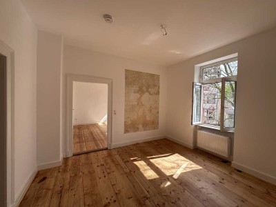 Geschmackvolle 3-Zimmer-Altbau-Wohnung mit Balkon und EBK im Martinsviertel