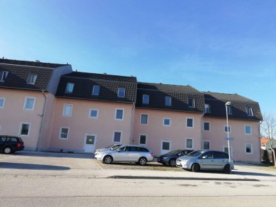 Nähe Fischapark - Moderne 2-Zimmerwohnung mit kleinem Garten