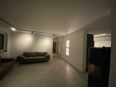 6-Zimmer-Einfamilienhaus mit gehobener Innenausstattung und EBK in Lage