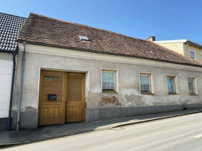 Renovierungsbedürftiges Landhaus