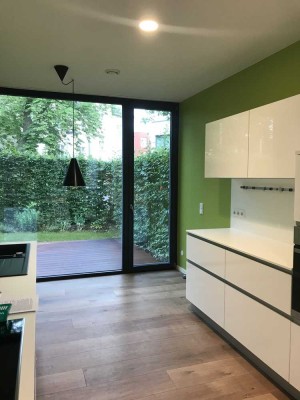 Exklusive 4-Raum-Wohnung mit Loggia, Garten und Terrasse in Weimar