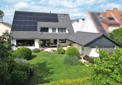 Modernisiertes Traumhaus mit bester Aussicht in Feldrandlage