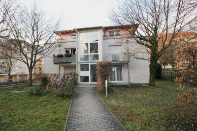 Vermietete 2- Raum- Wohnung mit Terrasse in Dresden Striesen