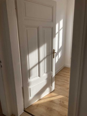 Gründerzeit 6-Zimmer-Maisonette-Wohnung