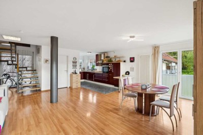 Stilvolles Wohnen auf zwei Ebenen - 4-Zimmer-Maisonette in Öflingen