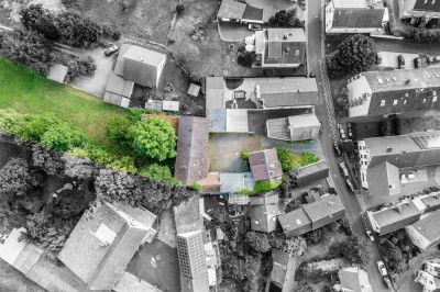 Sanierung oder Abriss! Großes Areal mit ca. 2537 m² Grundstück