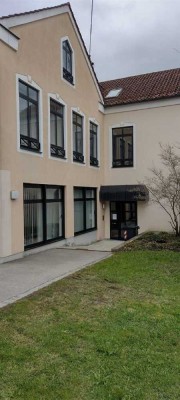 1 Zimmer- Appertement im Herzen von Langenneufnach