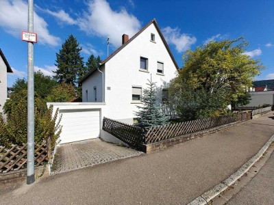 Vermietetes Einfamilienhaus in Pfullingen mit sehr schönem Grundstück und Garage