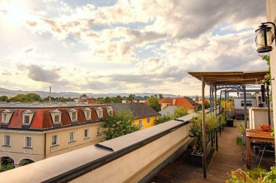 Exklusive Dachgeschosswohnung mit 80m² Panorama-Terrasse nähe Schlosspark Laxenburg