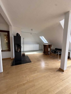 Seesicht - Stilvolle, modernisierte 2,5-Zimmer-Terrassenwohnung
