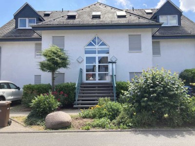 1-Raum-Terrassenwohnung mit Einbauküche in Oestrich-Winkel
