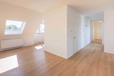 Helle 3-Zimmer-Dachgeschosswohnung mit Loggia