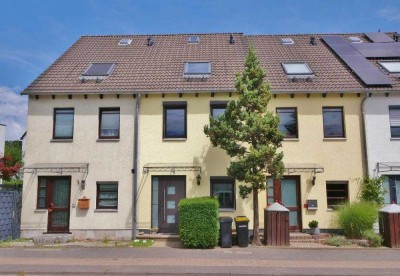 Attraktives, komplett modernisiertes Reihenmittelhaus in verkehrsgünstiger Lage von Haan