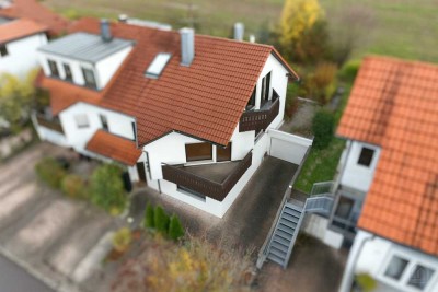 *SOFORT FREI* DHH mit ELW in exklusiver Wohnlage in Hegenlohe