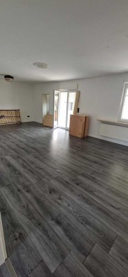 Wochnung zu Vermieten in Worms Heppenheim
1100 € - 110 m² - 3.5 Zi.