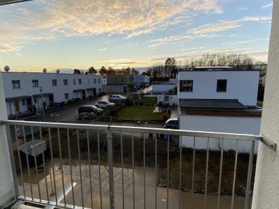 Ihr neues Zuhause mit Wohlfühlgarantie: 3,5-Zimmer in KfW55-Haus, m. Loggia+Wallbox – frei ab 1.9.25
