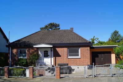 Einfamilienhaus - ruhig gelegen mit Garage - sofort einziehen