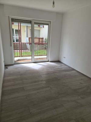 Helle sanierte 3,5-Zimmer-Erdgeschosswohnung in sehr schöner Lage